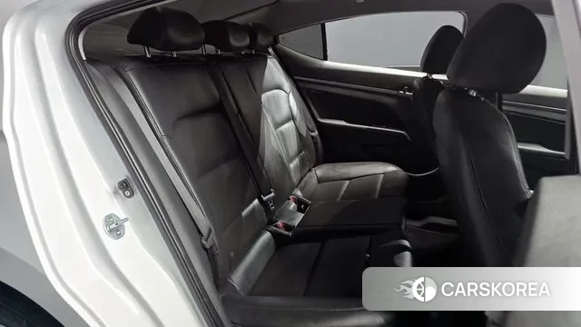 Hyundai Avante AD 2018 Белый из Кореи, фото 3