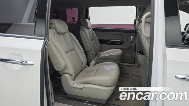 Kia The New Carnival id 2679114 из Кореи 3