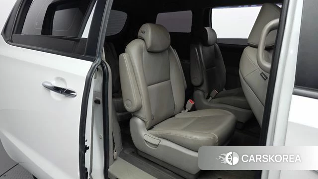 Kia The New Carnival 2019 Белый из Кореи, фото 3