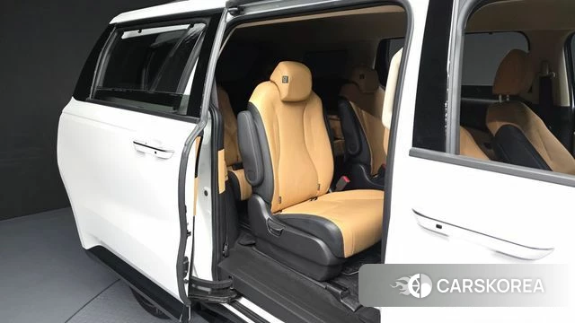 Kia Carnival 4th generation 2023 Белый из Кореи, фото 3