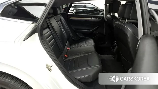 Volkswagen Arteon 2019 Белый из Кореи, фото 3