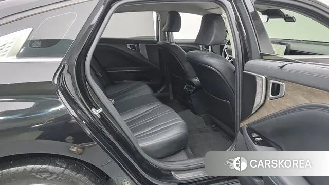 Kia K8 2022 Черный из Кореи, фото 3