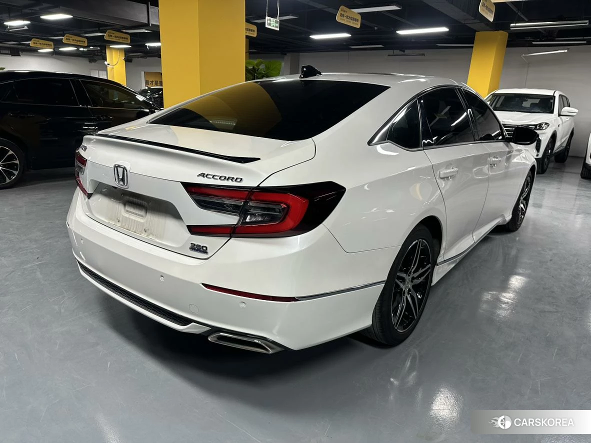 Honda Accord 2021 Белый из Китая, фото 3