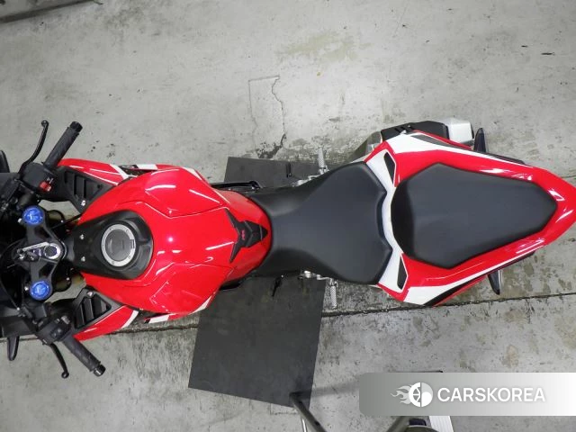 Проданный Honda CBR250RR id 3947018 из Японии, фото 3