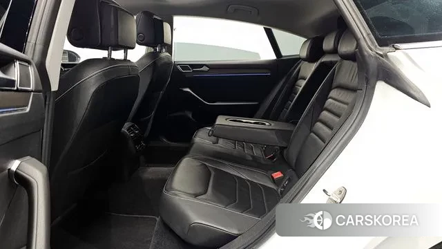 Volkswagen Arteon 2019 Белый из Кореи, фото 3