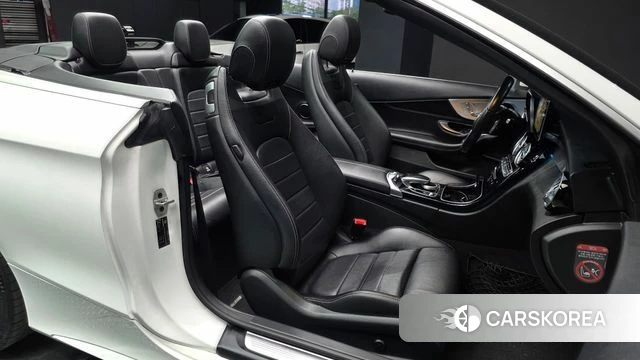 Mercedes-Benz C-Class W205 2018 Белый из Кореи, фото 3