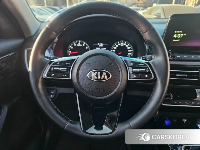 Kia Seltos 2021 Синий из Кореи, фото 3