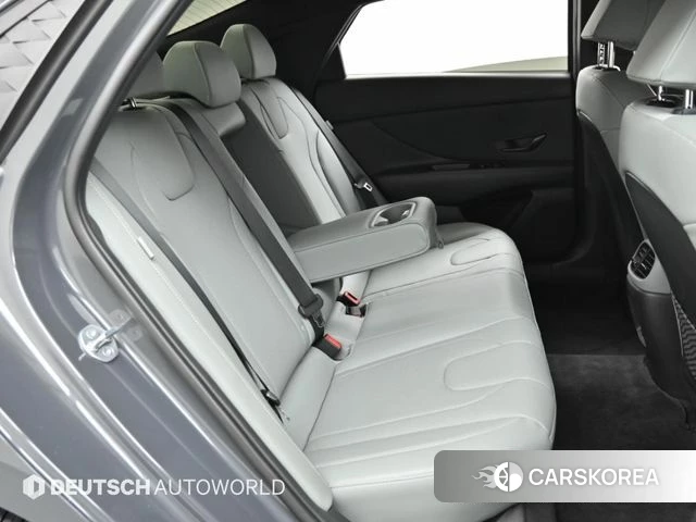 Hyundai The New Avante (CN7) 2023 Серый из Кореи, фото 3