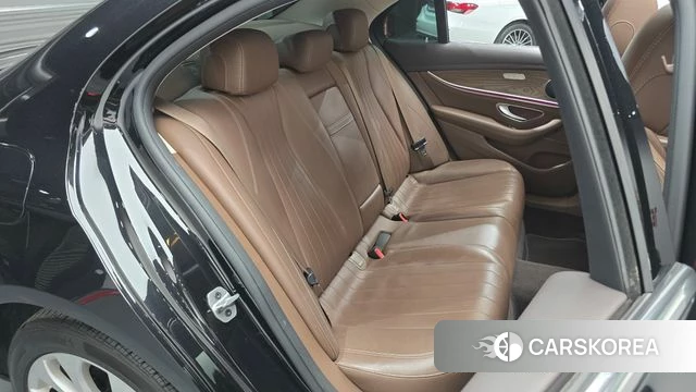 Mercedes-Benz E-Class W213 2019 Черный из Кореи, фото 3