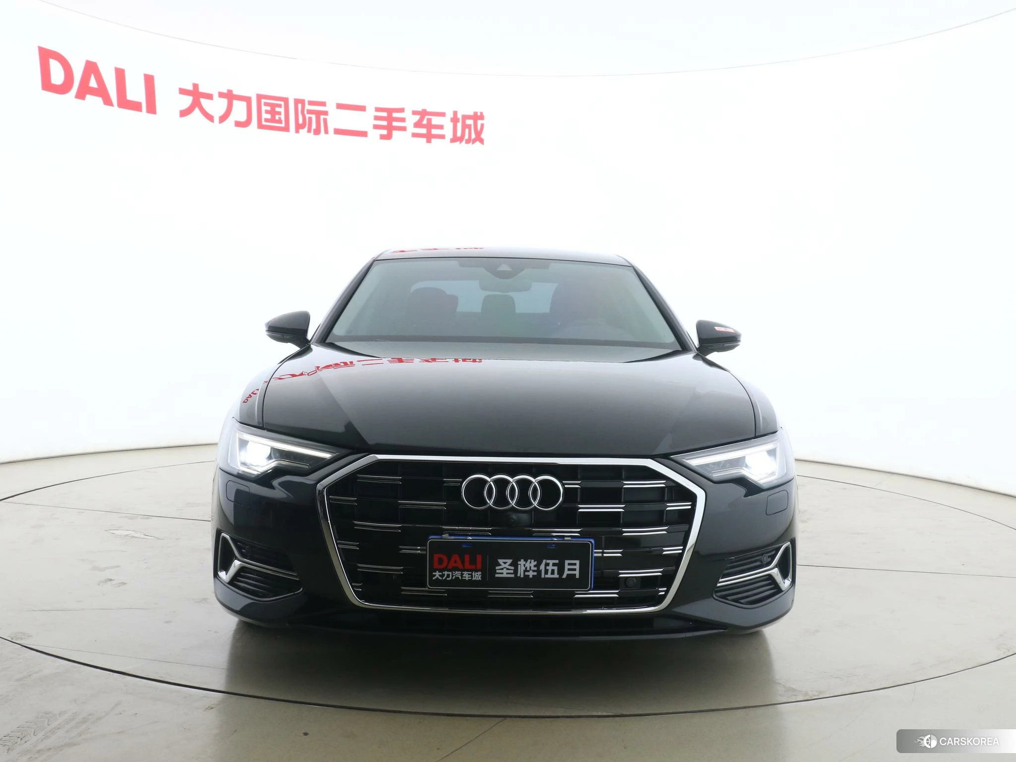 Audi A6L 2022 Черный из Китая, фото 3