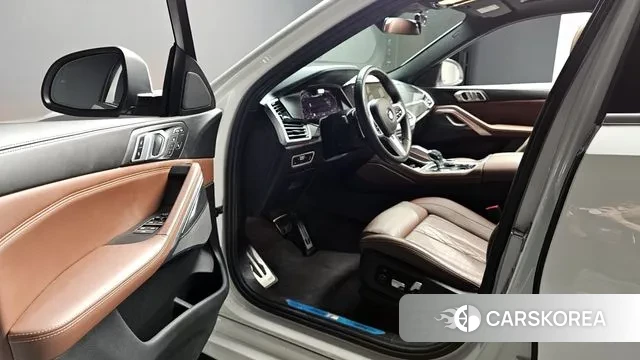 BMW X6 (G06) 2022 Белый из Кореи, фото 3