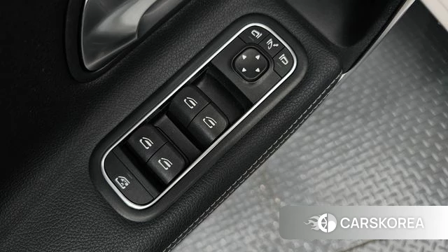 Mercedes-Benz A-Class W177 2021 Белый из Кореи, фото 3