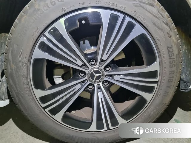 Mercedes-Benz E-Class W214 2024 Белый из Кореи, фото 3