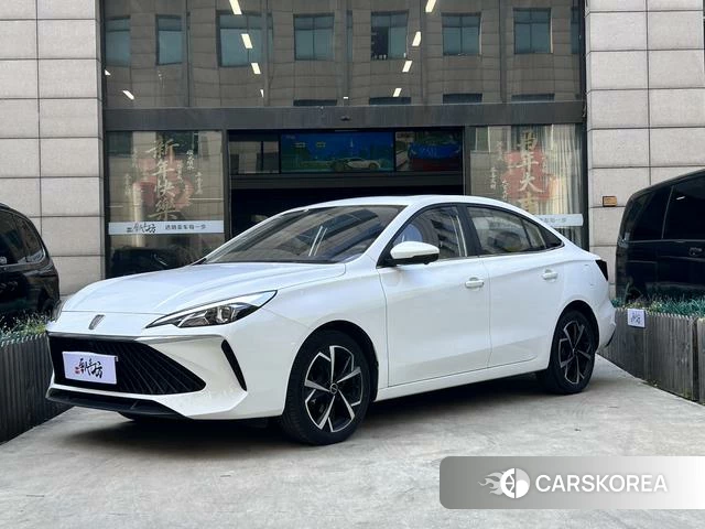Roewe i5 2023 Белый из Китая, фото 3