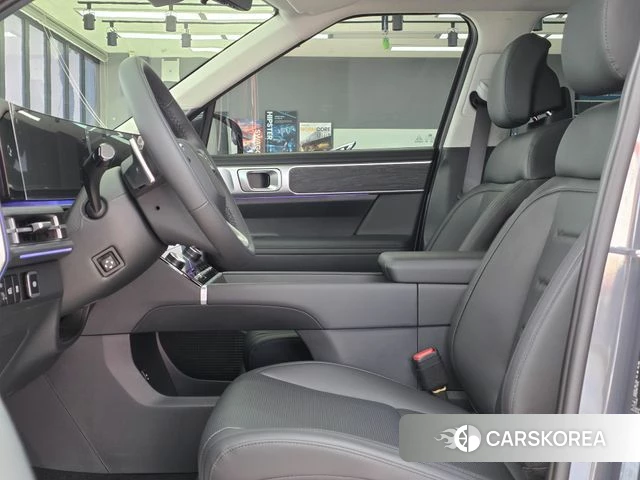 Hyundai Santa Fe (MX5) 2026 Серый из Кореи, фото 3