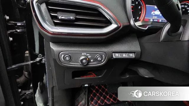 Chevrolet (GM Daewoo) Trailblazer 2021 Черный из Кореи, фото 3