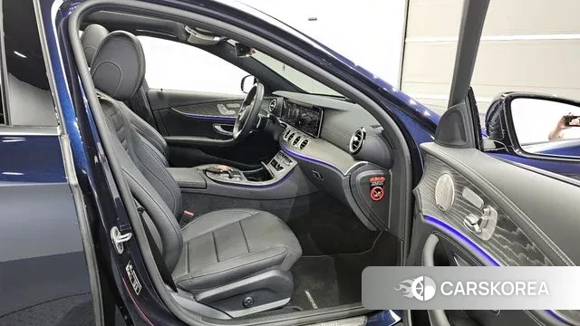 Mercedes-Benz E-Class W213 2022 Синий из Кореи, фото 3