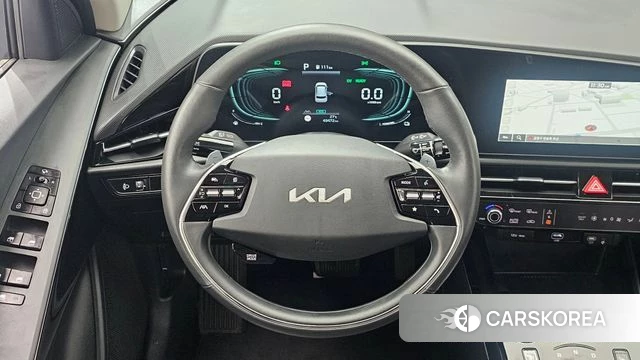 Kia Di Ol Nu Niro 2023 Белый из Кореи, фото 3