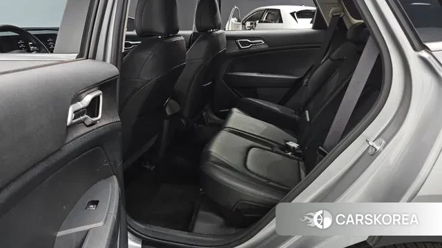 Kia Sportage 5th Generation 2022 Серебряный из Кореи, фото 3