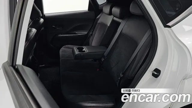 Hyundai Kona Hybrid (SX2) 2023 Белый из Кореи, фото 3