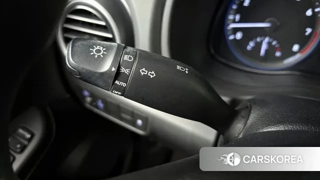 Hyundai Kona 2018 Белый из Кореи, фото 3