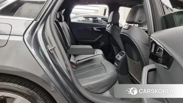 Audi A4 (B9) 2021 Серый из Кореи, фото 3