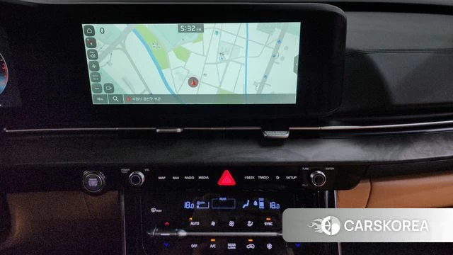 Kia Carnival 4th generation 2023 Черный из Кореи, фото 3