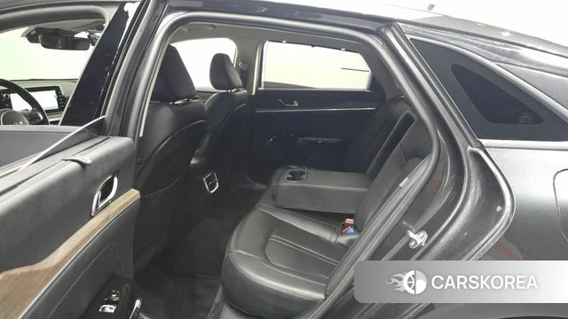 Kia K5 3rd generation 2023 Серый из Кореи, фото 3