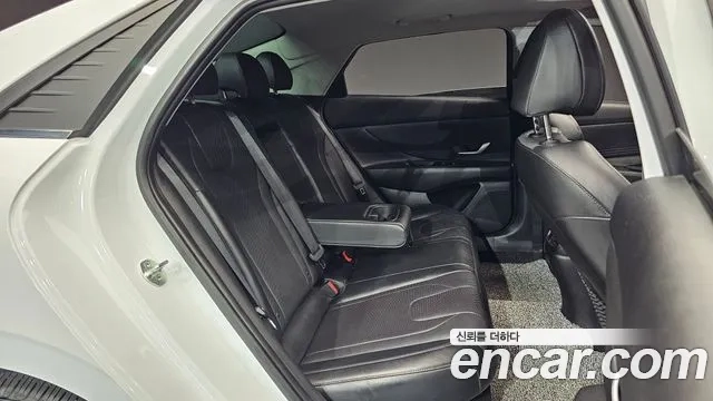 Hyundai Avante Hybrid (CN7) 2022 Белый из Кореи, фото 3