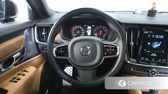 Volvo S90 2018 Черный из Кореи, фото 3