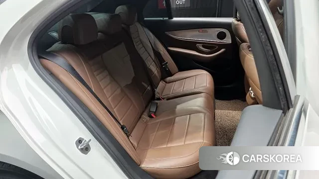 Mercedes-Benz E-Class W213 2019 Белый из Кореи, фото 3