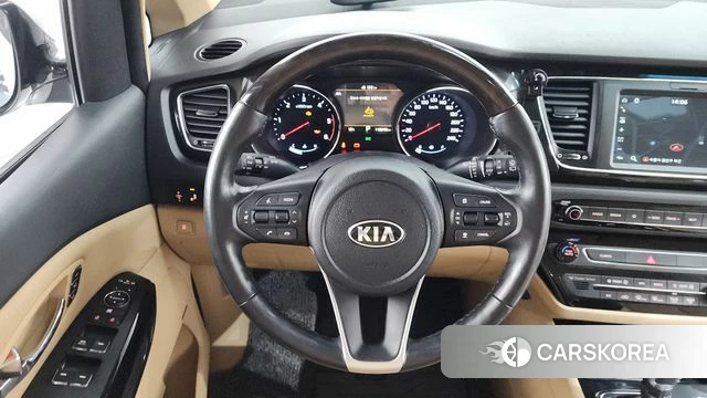 Kia The New Carnival 2018 Белый из Кореи, фото 3