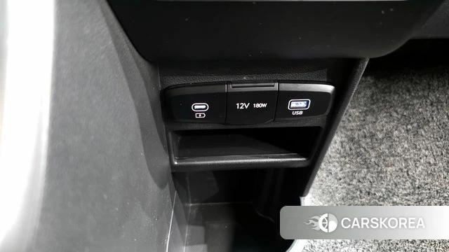 Hyundai Staria 2024 Серебряный из Кореи, фото 3