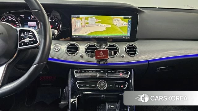 Mercedes-Benz E-Class W213 2019 Черный из Кореи, фото 3