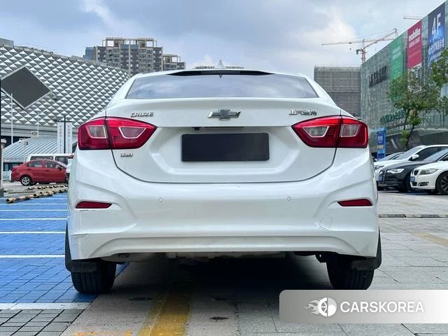 Chevrolet Cruze 2018 Белый из Китая, фото 3