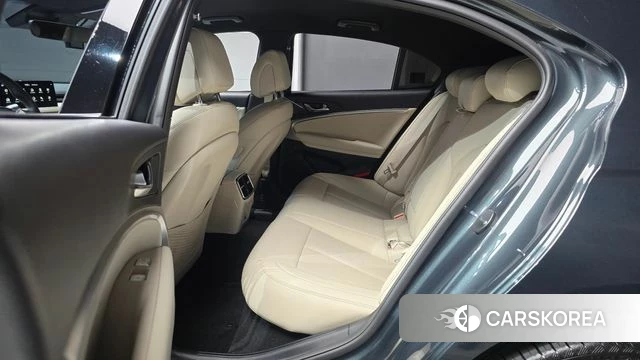 Genesis The New G70 Shooting Brake 2025 Темно-зеленый из Кореи, фото 3