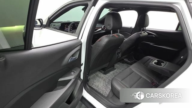 Chevrolet (GM Daewoo) Trax Crossover 2023 Белый из Кореи, фото 3
