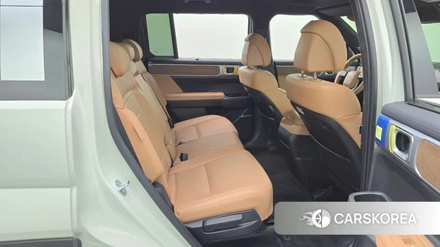 Hyundai Santa Fe (MX5) 2024 Жемчужный цвет из Кореи, фото 3