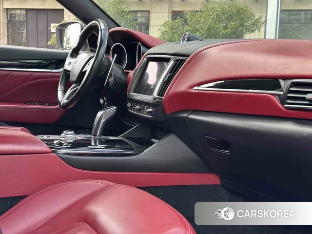 Maserati Levante 2020 Белый из Китая, фото 3
