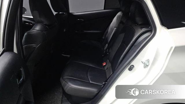 Toyota Prius 4th Generation 2018 Белый из Кореи, фото 3