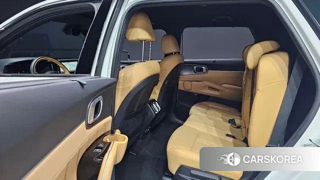 Kia Sorento 4th Generation 2023 Белый из Кореи, фото 3