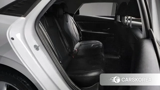 Hyundai Avante (CN7) 2021 Белый из Кореи, фото 3