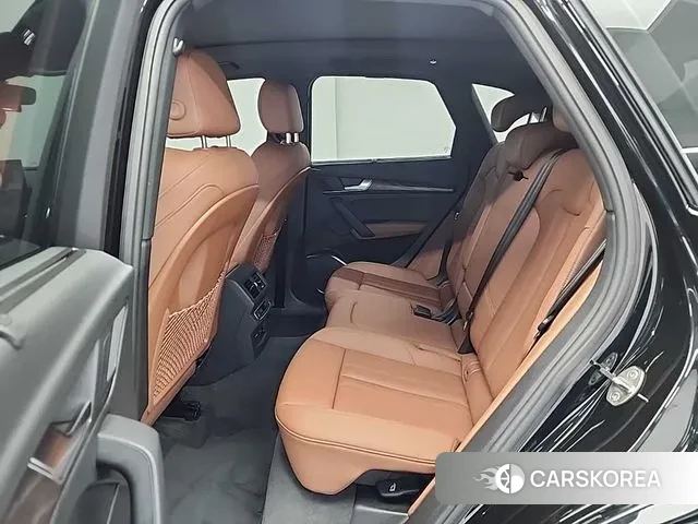 Audi Q5 (FY) 2023 Черный из Кореи, фото 3