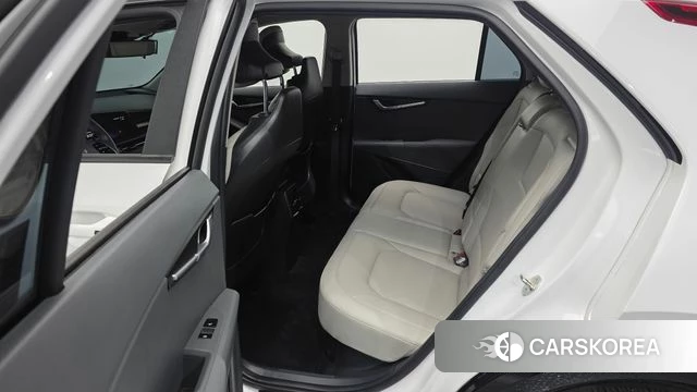 Kia Di Ol Nu Niro 2023 Белый из Кореи, фото 3