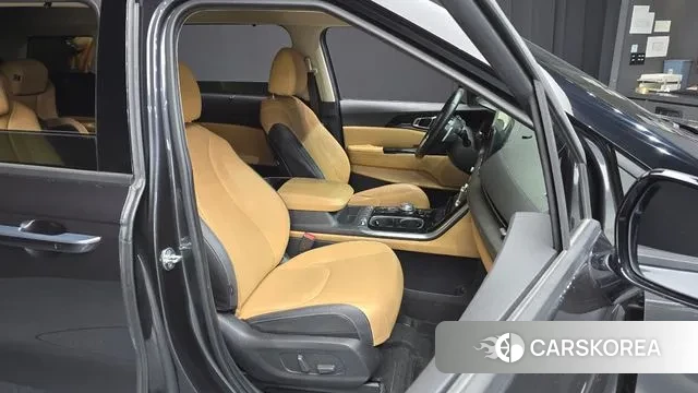 Kia Carnival 4th generation 2022 Серый из Кореи, фото 3