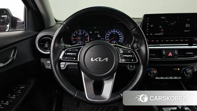 Kia The New K3 2nd generation 2021 Белый из Кореи, фото 3
