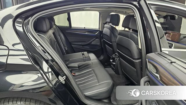 BMW 5 Series (G30) 2022 Черный из Кореи, фото 3