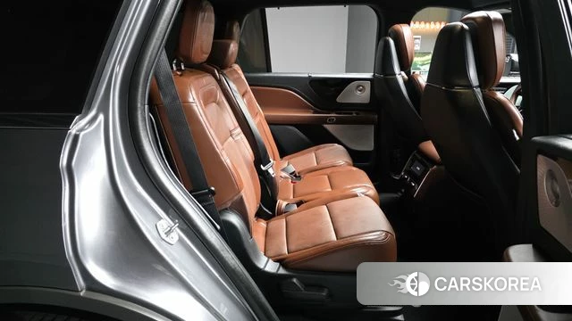 Lincoln Aviator 2nd generation 2025 Серый из Кореи, фото 3