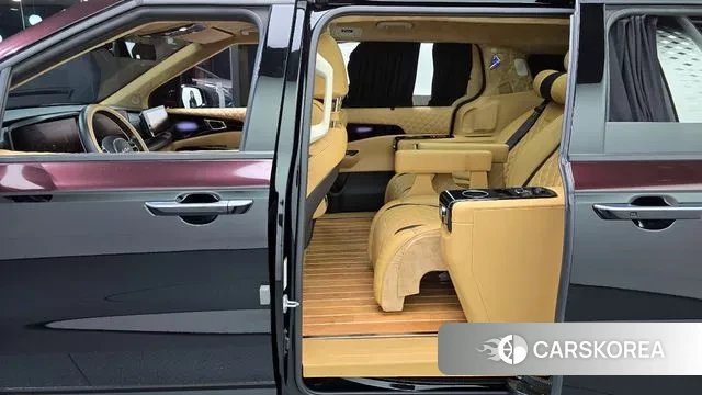 Kia Carnival 4th generation 2022 Черный из Кореи, фото 3