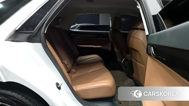 Hyundai Grandeur (GN7) 2023 Белый из Кореи, фото 3